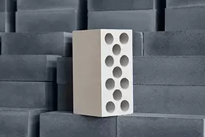 Камень силикатный лицевой Могилевский КСИ М200 2,1НФ  белый упакованный купить в "Строй-Ресурсе"