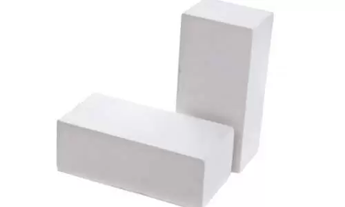 Кирпич силикатный лицевой полнотелый утолщенный белый упакованный М200 Могилевский КСИ купить в "Строй-Ресурсе"