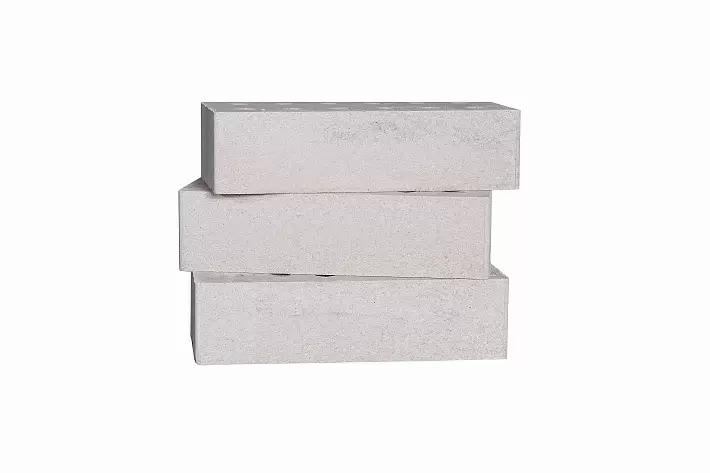Кирпич колотый облицовочный СПК М150 0,8НФ полнотелый Белый Кварц купить в "Строй-Ресурсе"